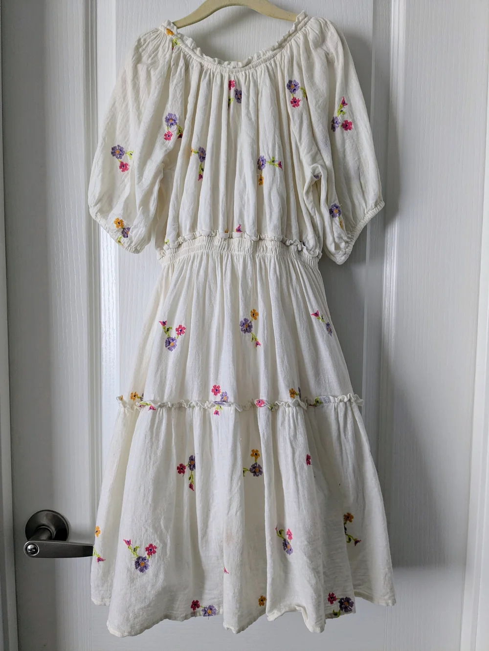 ZARA Girls Cream Embroidered Floral Dress 10
